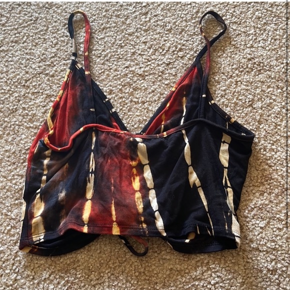 Crop top - Picture 2 of 2